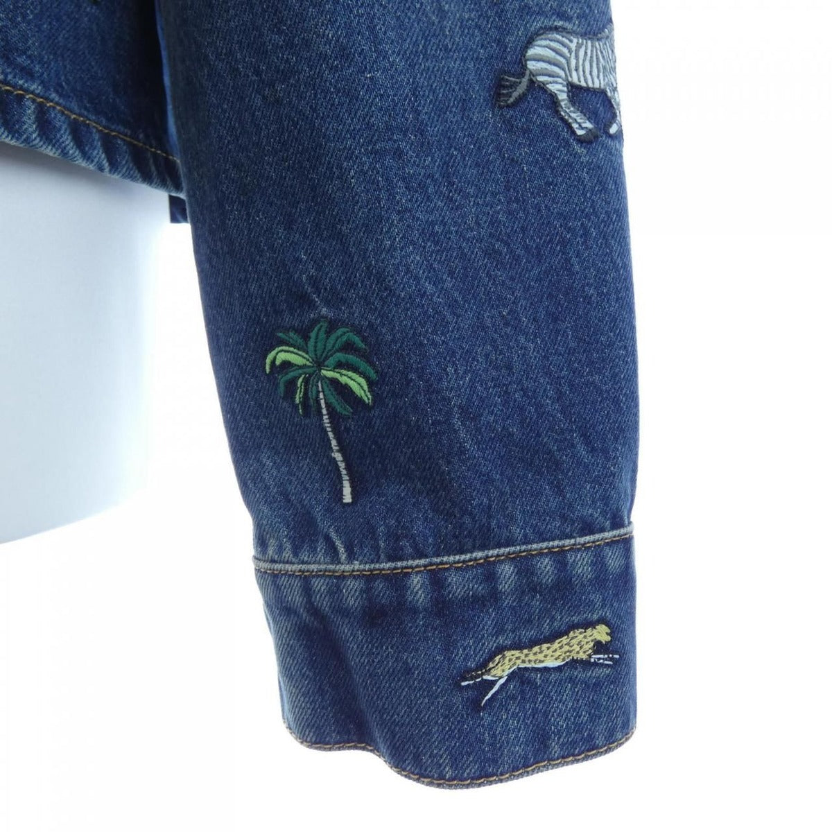 Louis Vuitton the Darzirin Limited Embroidery Denim Jacket — view 6