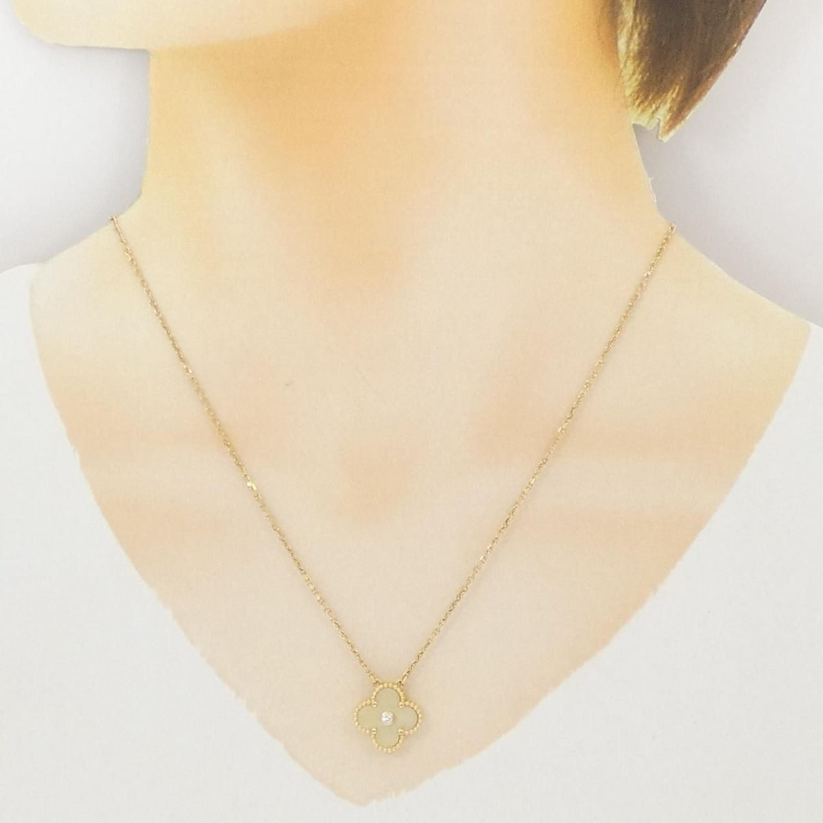 Van Cleef & Arpels Vintage Alhambra Necklace — view 6