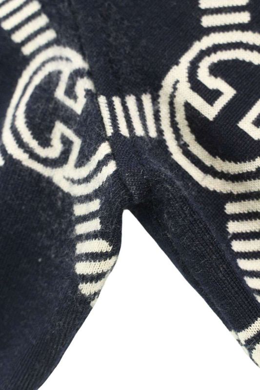 Gucci 692702 Xkcb2 GG Wool Jacquard Reversible Knit Women