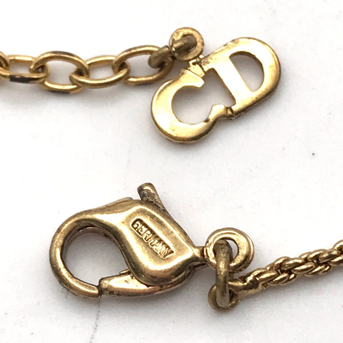 Dior Ribbon Hat Motif Vintage Necklace Gold — view 5