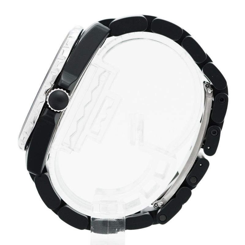 Chanel J12 H3101 Black Dial Watch Men's