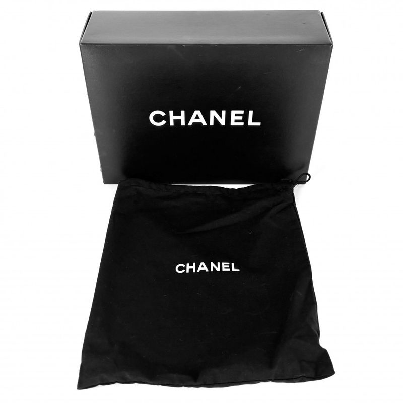 Chanel Shoulder Bag Women's Matelasse 25 Coco Mark Turnlock Matelasse Double