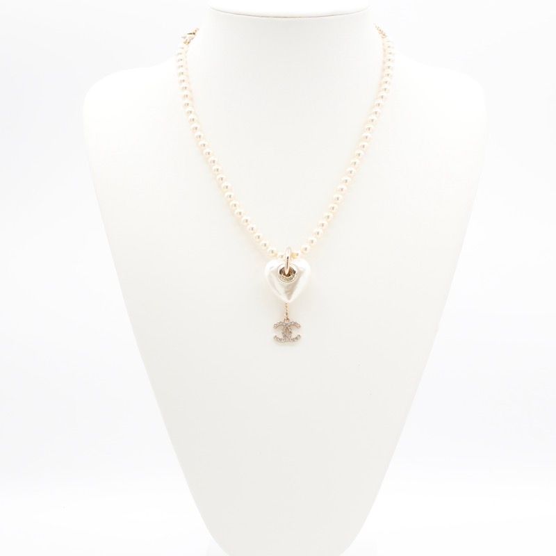 Chanel Necklace Pendant Choker White Gold Coco Mark Heart Rhinestone