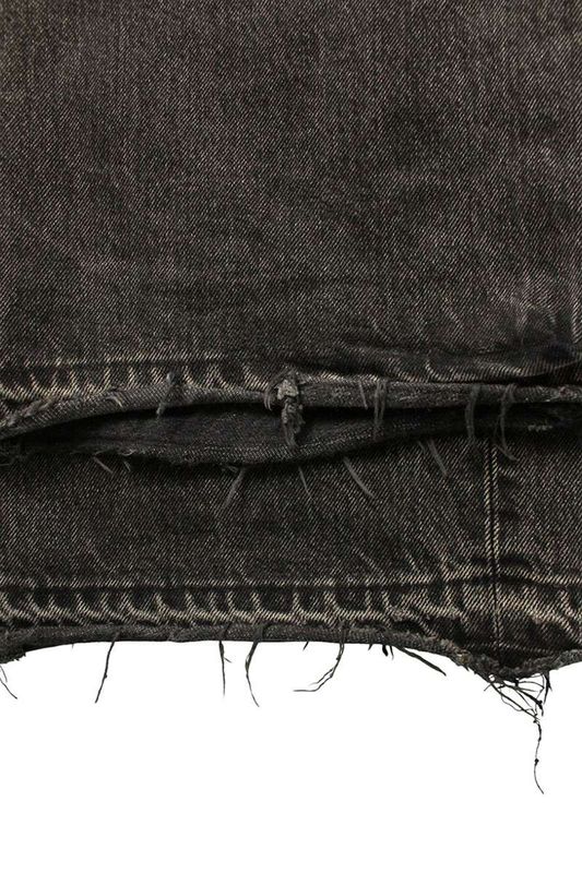 Celine 2n939947f Cut Off Charcoal Wash Wesley Denim Pants Men's 27