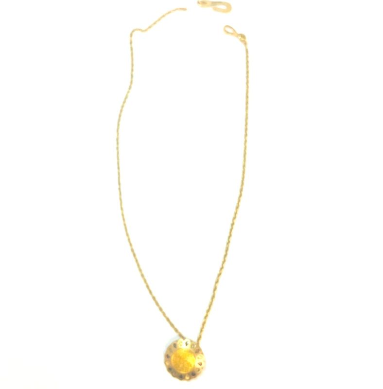 Chanel Flower Gold Medal Necklace : Y3180