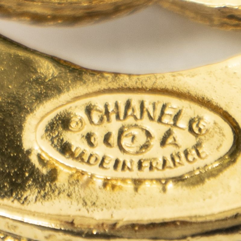 Chanel Coco Mark Heart Pendant Chain Necklace Gold Plated A