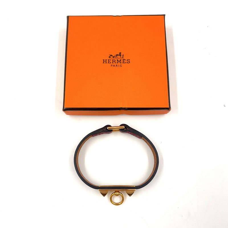Hermes Rival Mini X Engraved Leather Red Bracelet With Gold Bangle