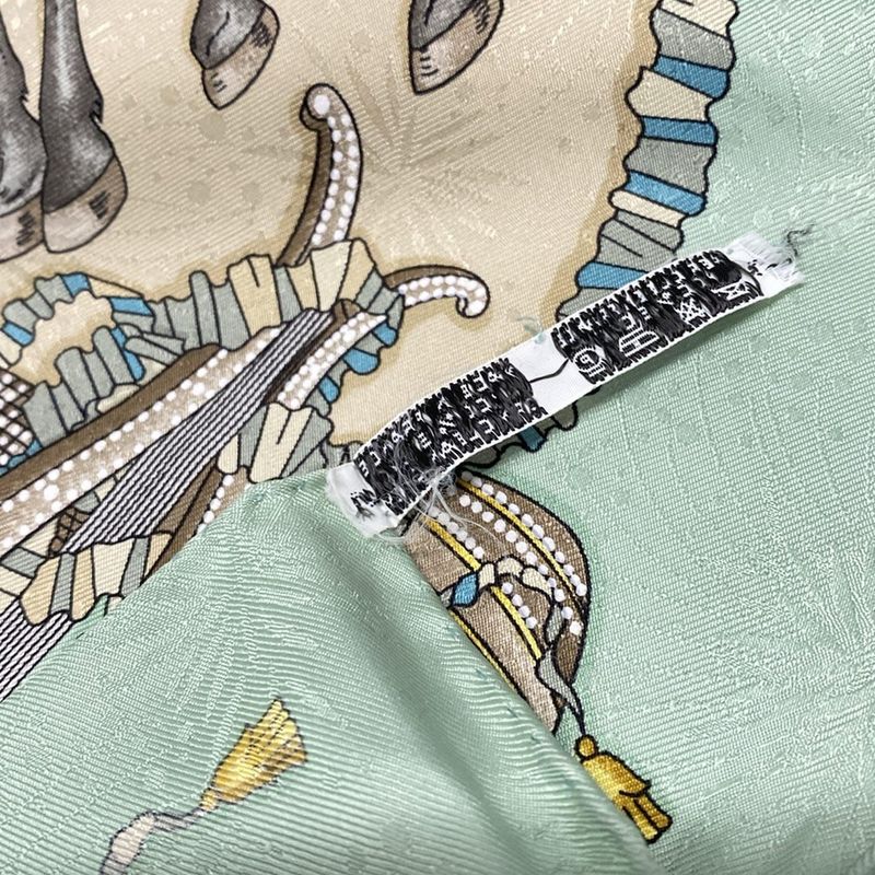 Hermes Scarf Carré 90 Beige×light Green×multi LES Fetes DU ROI Solei (celebratio