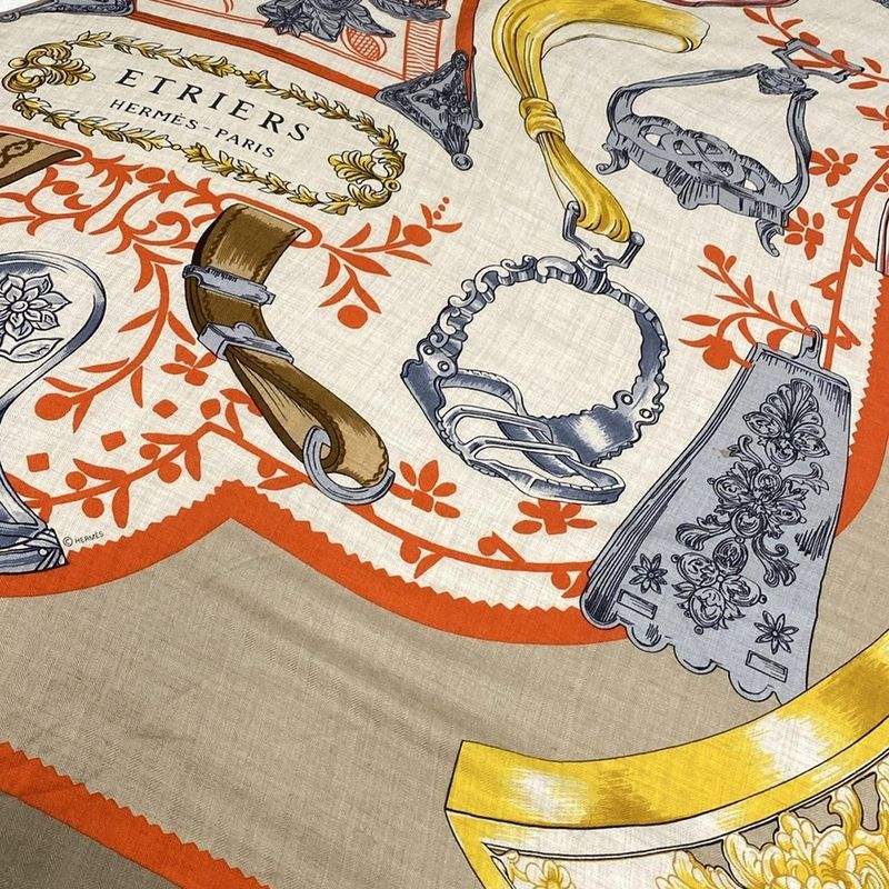 Hermes Stole (shawl) Triangle Géant Beige And Natural And Potiron Etriers Remix