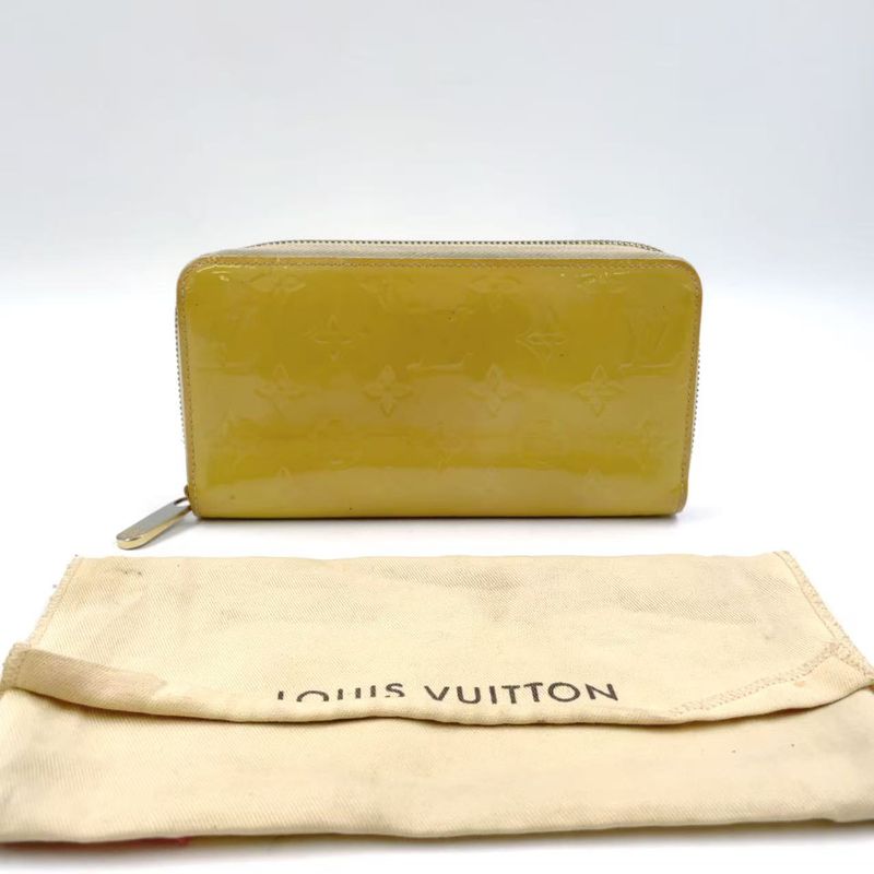 Louis Vuitton Zippy Round Zipper Enamel Leather Yellow Wallet Gold M90142