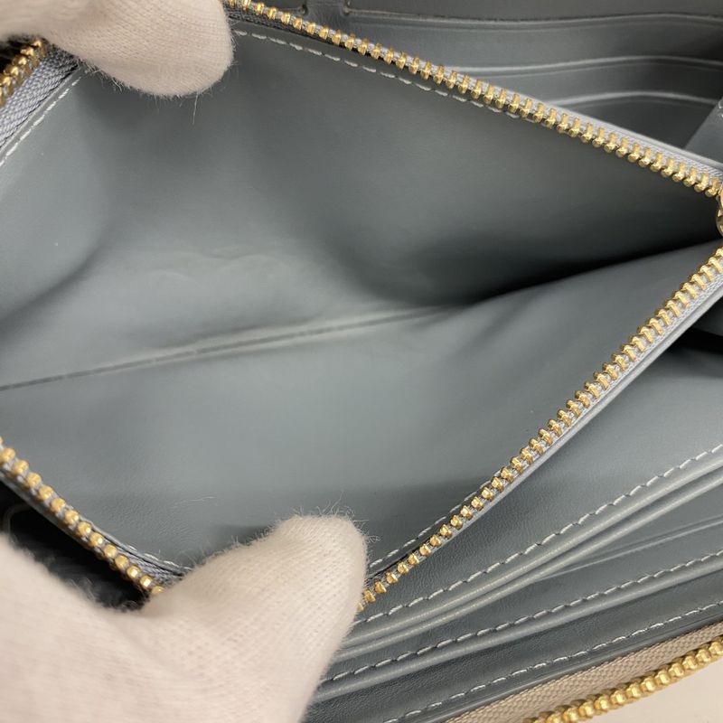 Louis Vuitton Mahina Flight Mode Zippy Wallet M11883 Blume Women's