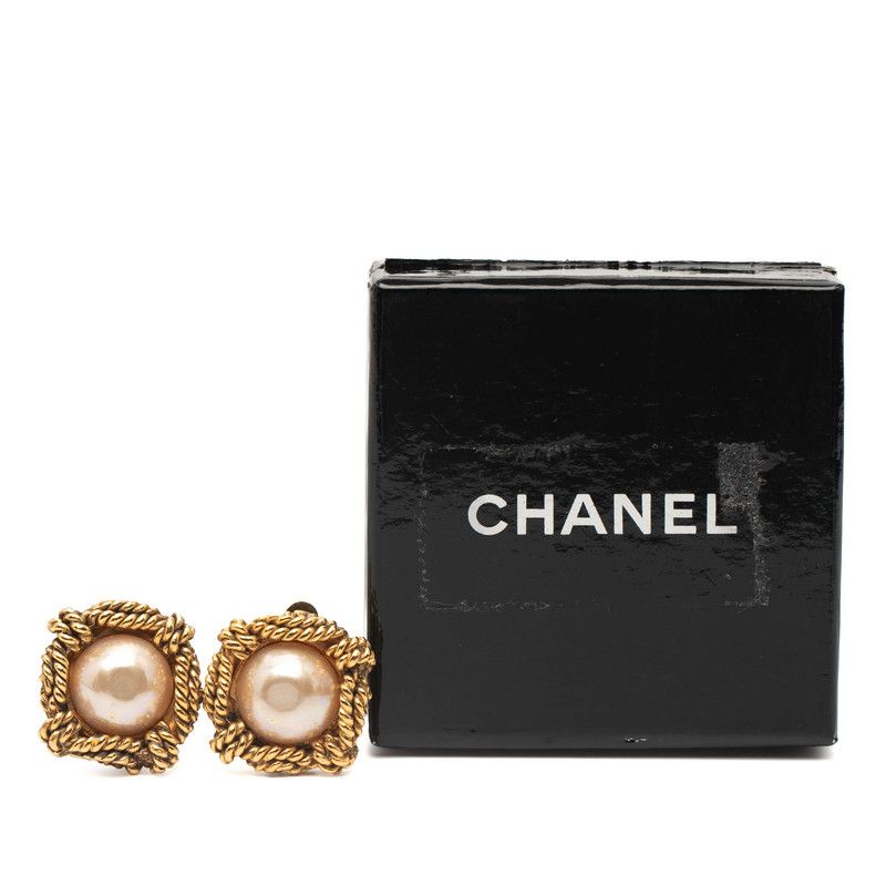 Chanel Square Gold Plated Faux Pearl Ladies Chanel