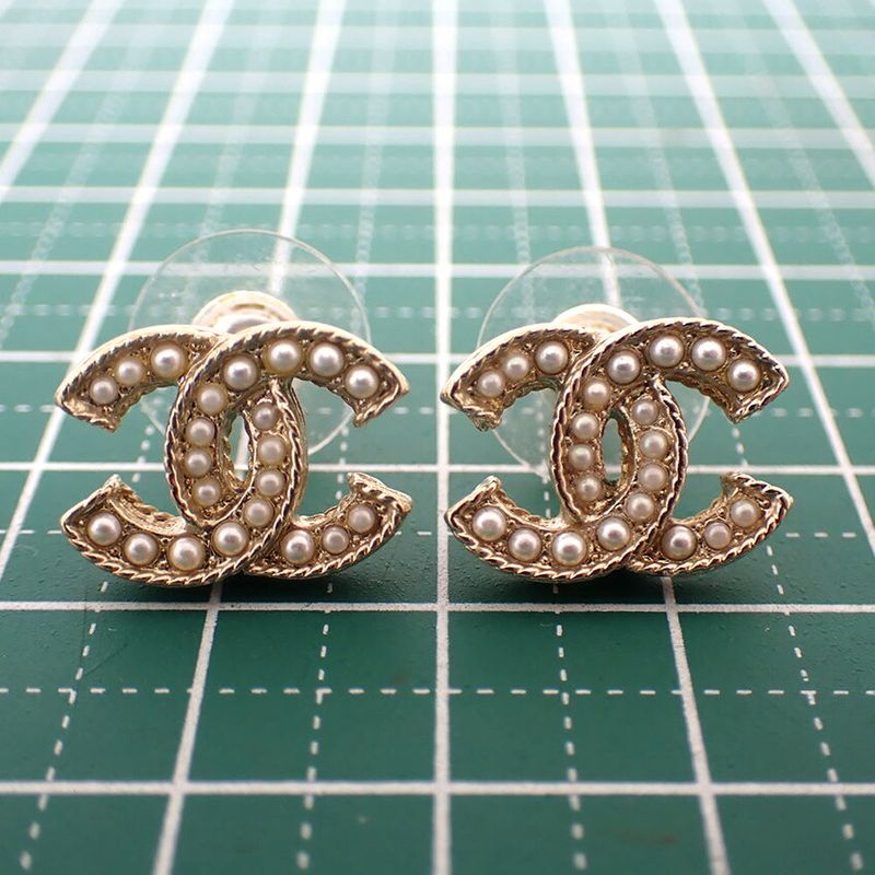 Chanel Coco Mark Faux Pearl Earrings //j55-49