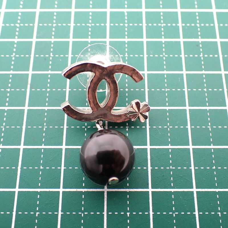 Chanel / Coco Mark / Earrings One Side / J36-6