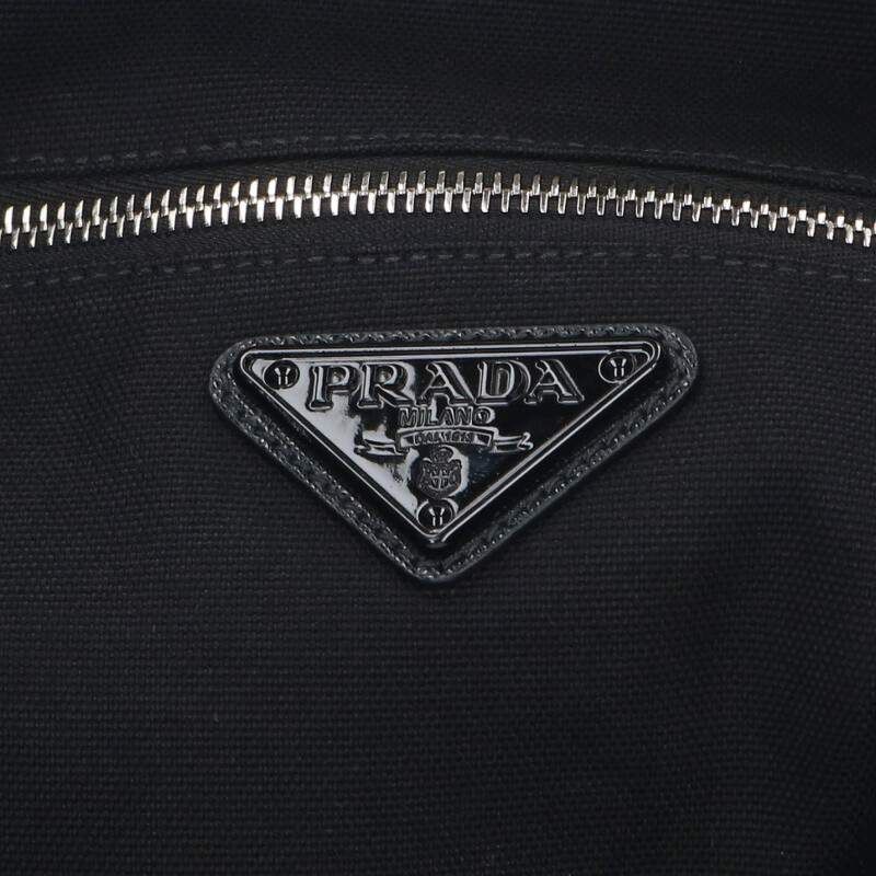 Prada 2vy007 Embossed Logo Triangle Shoulder Bag For Men