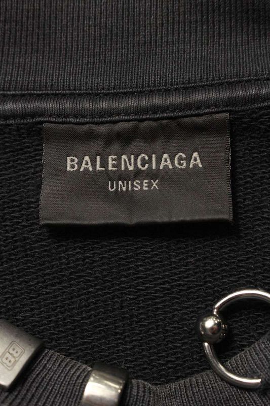 Balenciaga 23AW 762718 Tpvd9 Earrings Crew Neck Vintage Finish Sweatshirt Men 1