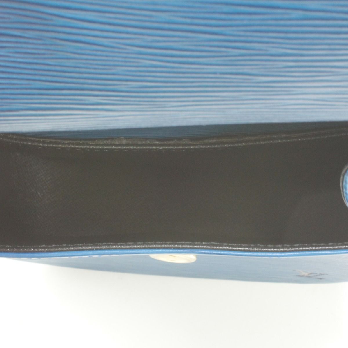 Louis Vuitton Epi Saint Cloud Shoulder Bag M52195 Blue