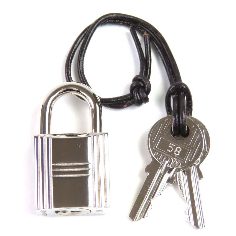 Hermes Yale Line MM Silver Hardware With Cadena Key Serie Button Canvas Handbag