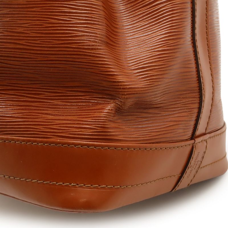 Louis Vuitton Epi Noe Drawstring Shoulder Bag One Shoulder Semi Shoulder