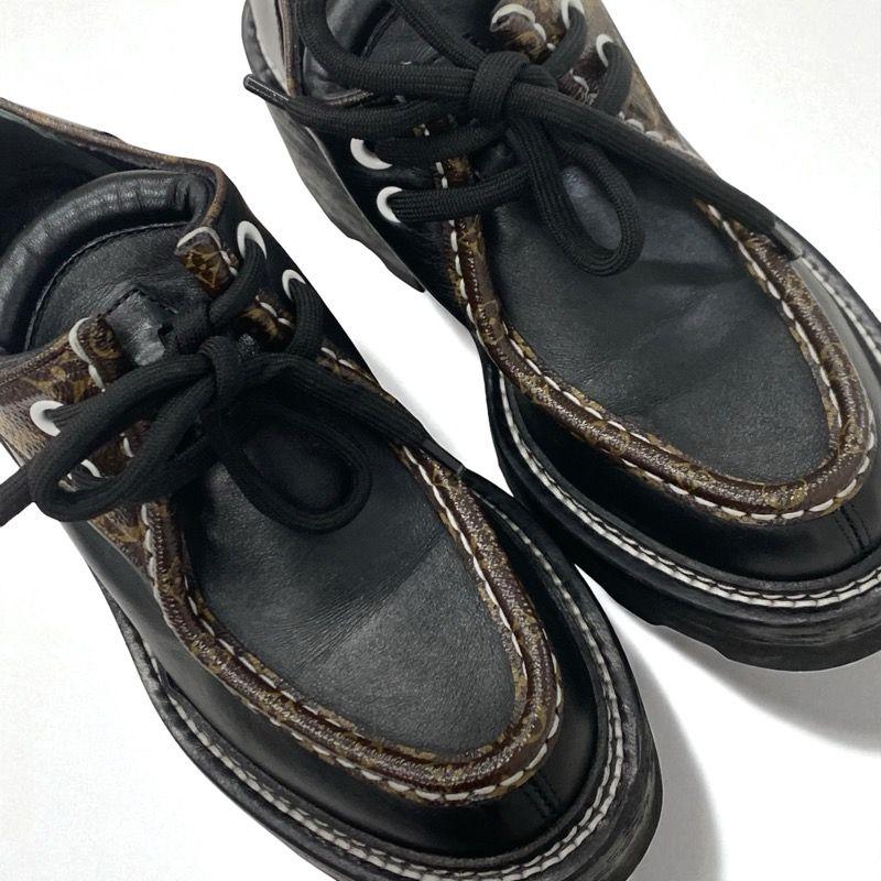 Louis Vuitton Bobur Line Loafers Leather Shoes Leather Black Brown Derby Shoes