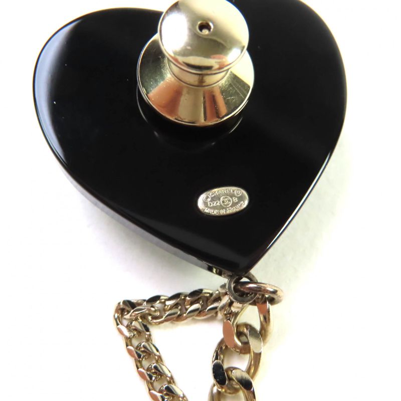 CHANEL D22B Ab9376 Rhinestone Coco Mark W Heart Chain Brooch Black Gold