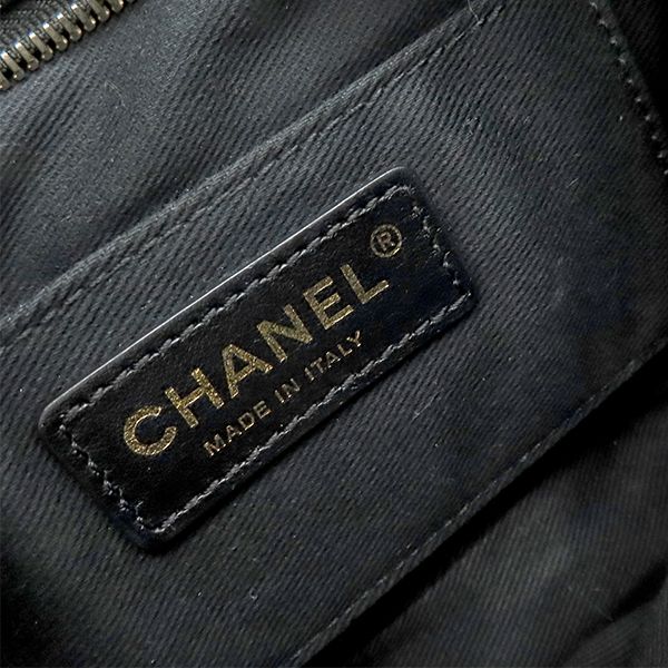 Chanel Shoulder Bag Matelasse Camera Bag Calf Black Gold Hardware Black Chain