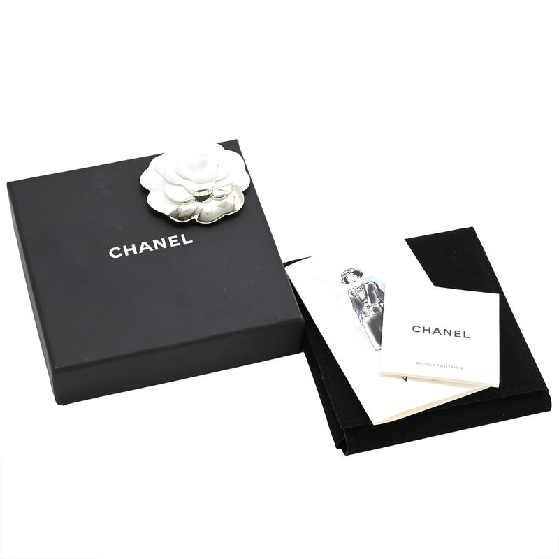 Chanel Bracelet Coco Mark Pearl GP Faux Pearl Rhinestone Gold X White CC [box