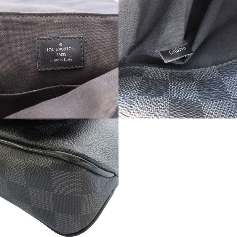 Louis Vuitton Crossbody Shoulder Bag Damier Graphite District PM N41260