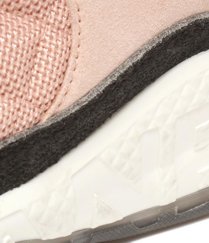 Chanel Low Cut Sneakers Coco Mark G38290 Women's SIZE 37 (M) Chanel