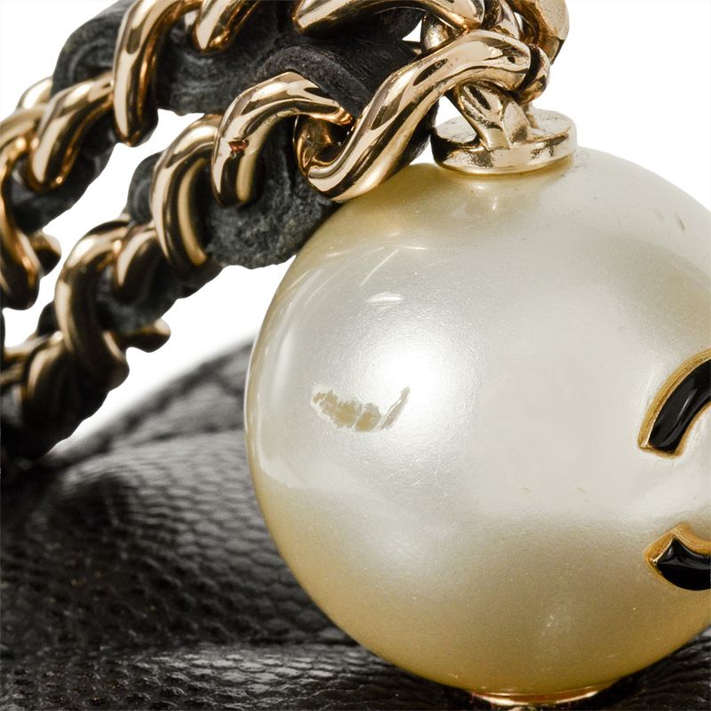 Chanel Vanity Mini Chain Pouch Caviar Skin Black 8-digit 31st Coco Pearl