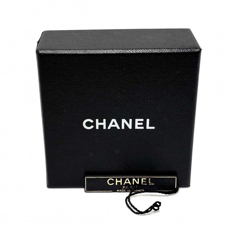 Chanel Brooch Ladies Coco Mark Turnlock Design Accessories Chanel GP 96P Gold