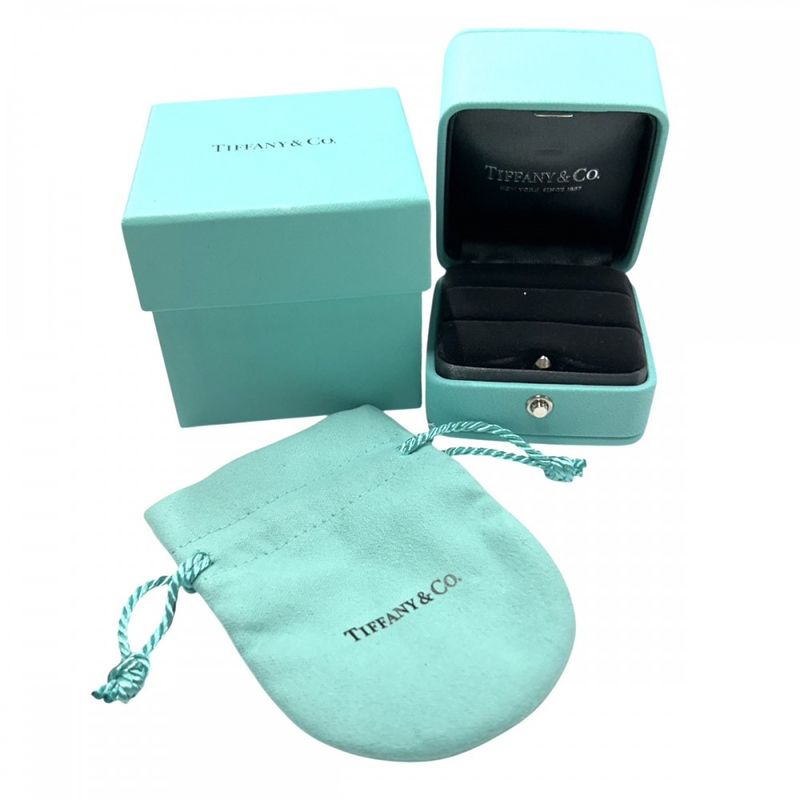 Tiffany & Co Ring Ladies Soleste V Band Ring Jewelry Accessories Tiffany & Co