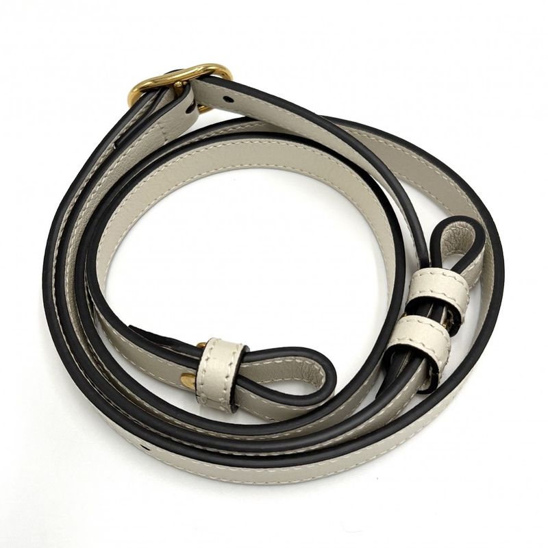 Gucci 2WAY Ladies Diana Medium Shoulder Crossbody Bamboo Handbag Bamboo Handbag