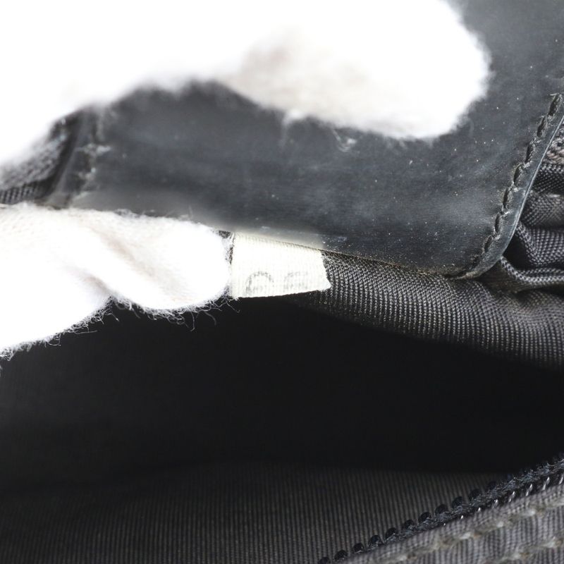 Prada Tessuto Nylon Triangle Logo Shoulder Bag Crossbody Messenger Commuter