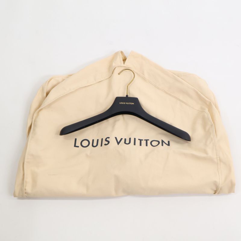 Louis Vuitton Doucet 1a99k7 Monogram Giant Belted Double Face