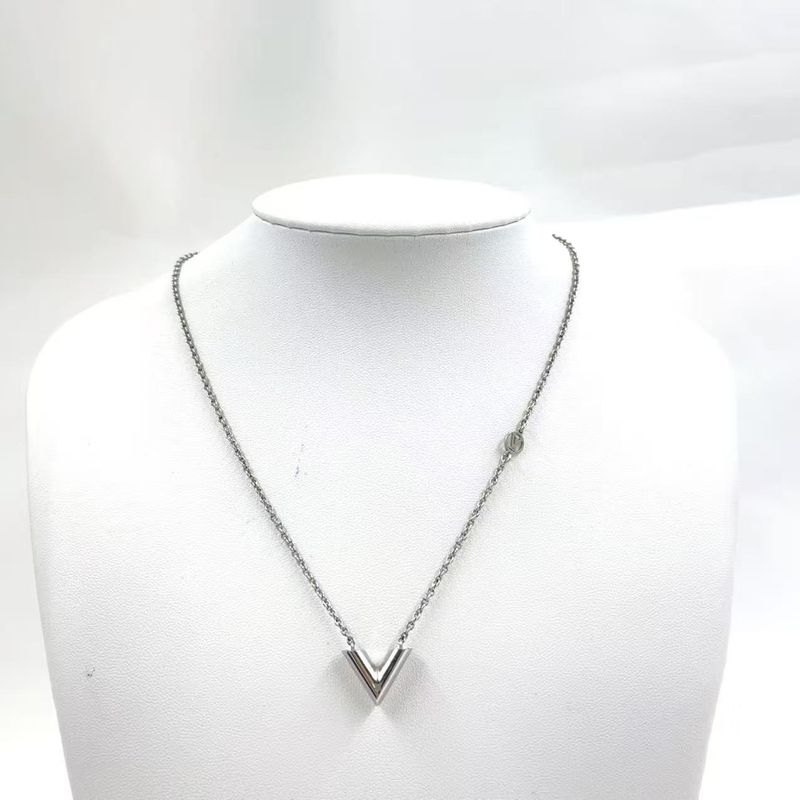 Louis Vuitton Escential V Metal Silver Necklace M63197