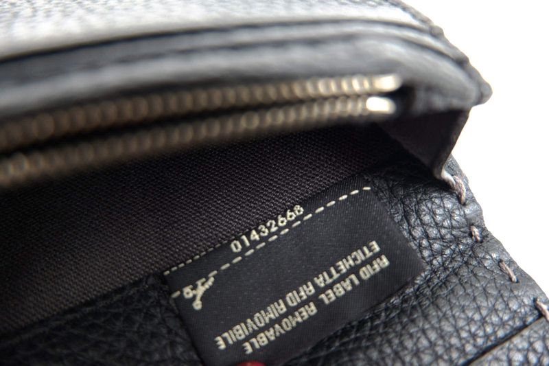 Fendi Long Wallet Men Leather Genuine Gray 7m0186-O72 Gray Roman Leather