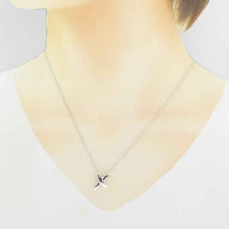 Tiffany & Co Kiss Necklace