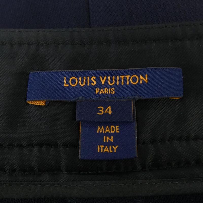 Louis Vuitton Fmtr03uvf Shorts