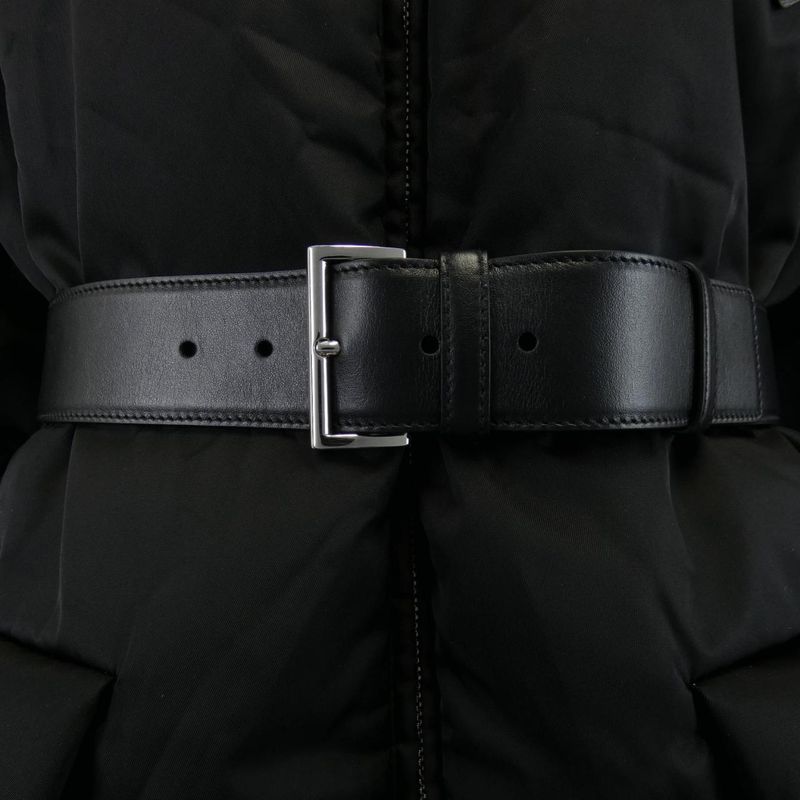 Prada Triangle Logo 291962 S222 1WQ8 Down Jacket