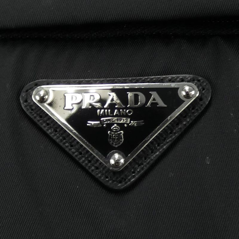 Prada Triangle Logo Sgn879 S182 I18 Jacket