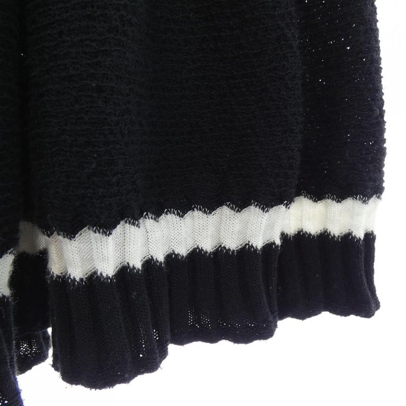 Chanel P61019k46420 19P Skirt