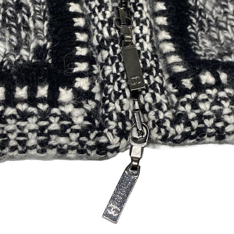 Chanel Cardigan Size 36 S Women - P26601 Black And White Long Sleeves Zip Up