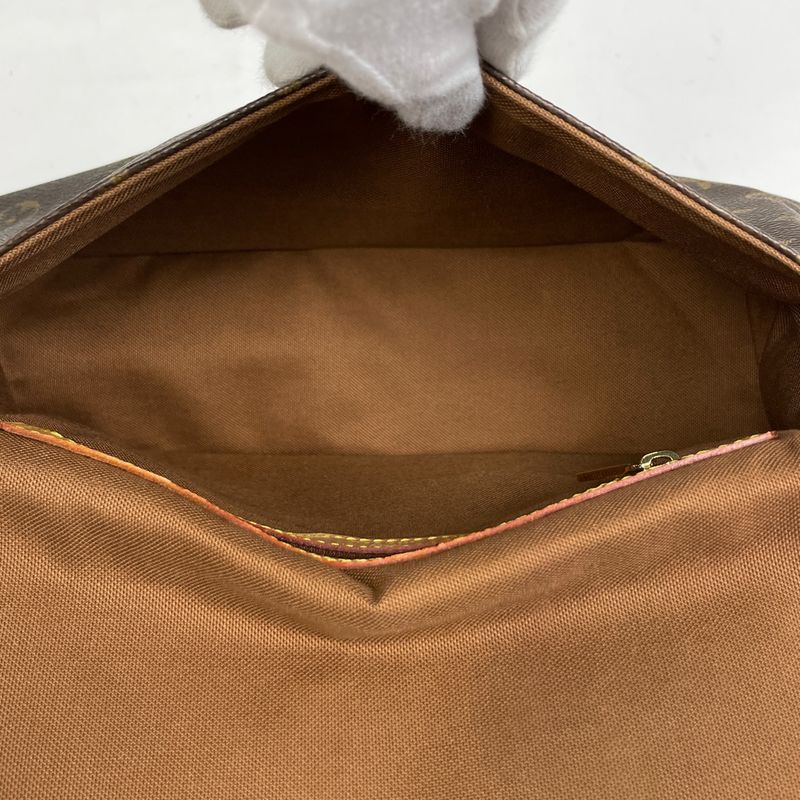 Louis Vuitton Mini Looping Shoulder One Shoulder Handbag Shoulder Bag Monogram