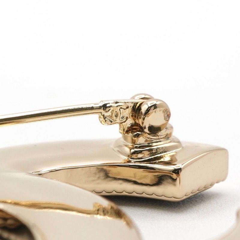 Chanel Brooch Corsage Black Gold Here Mark