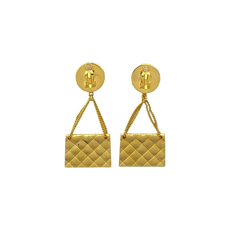 Chanel Chanel Vintage Quilted Bag Motif GP Earrings 94P