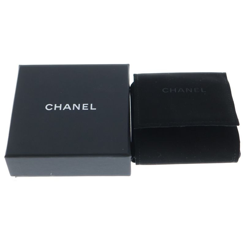 Chanel Logo Brooch Pin Badge Fake Pearl Gold