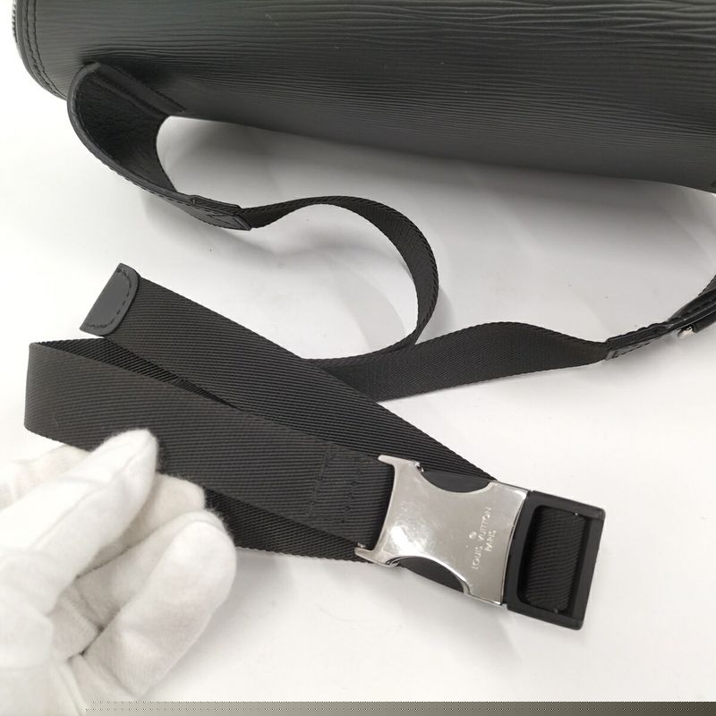 Louis Vuitton Bum Bag Body Circle Epi Leather Noir Black