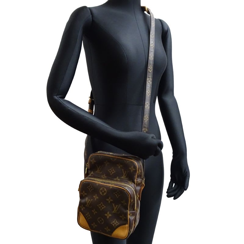 Louis Vuitton Shoulder Bag
