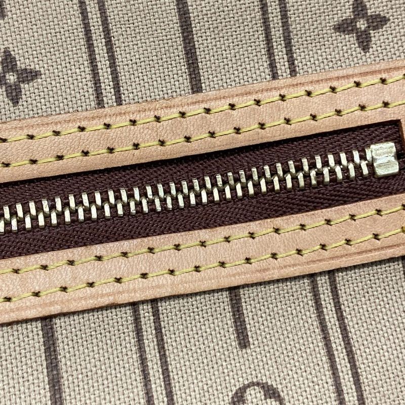 Louis Vuitton Tote Bag Monogram Neverfull GM M40157